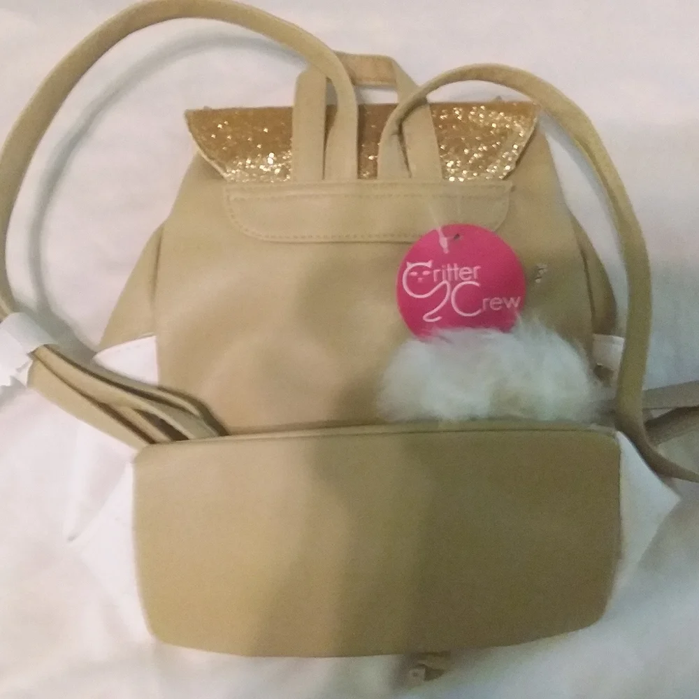Small Fox Backpack - Picture 2 of 2